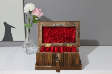 2 - Puzzle Box